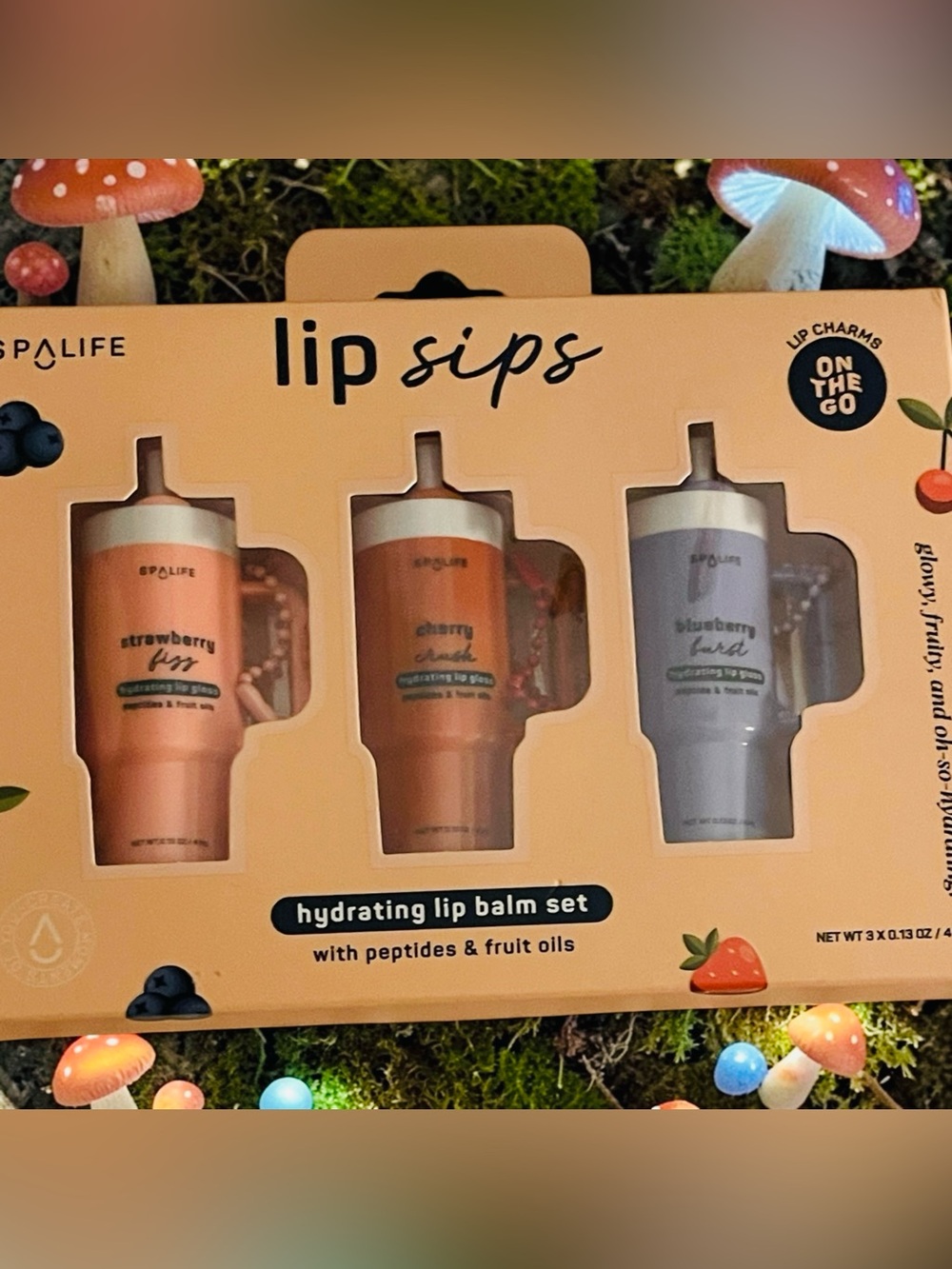 Spalife Lip Sips Hydrating Lip Balm Set - Strawberry, Cherry, Blueberry - Picture 6 of 7